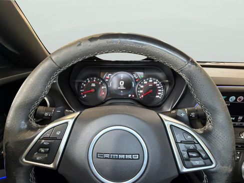 Used 2016 Chevrolet Camaro SS RWD image 29