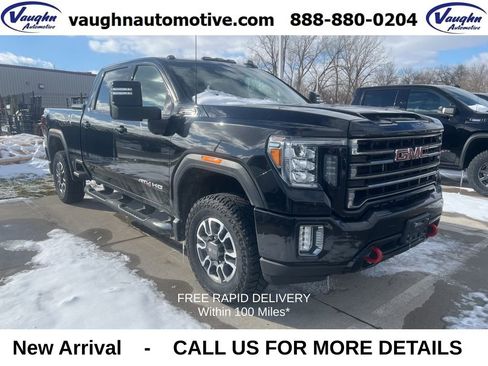 Used 2021 GMC Sierra 2500 AT4 image 1