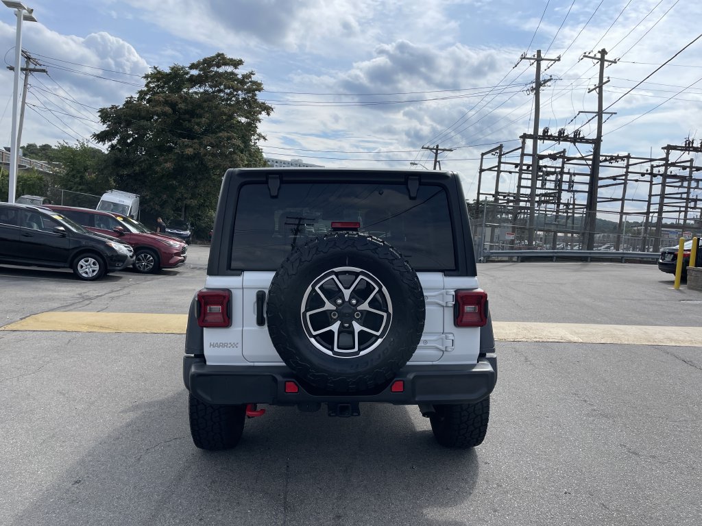 Used 2024 Jeep Wrangler Unlimited Rubicon AWD/4WD image 4