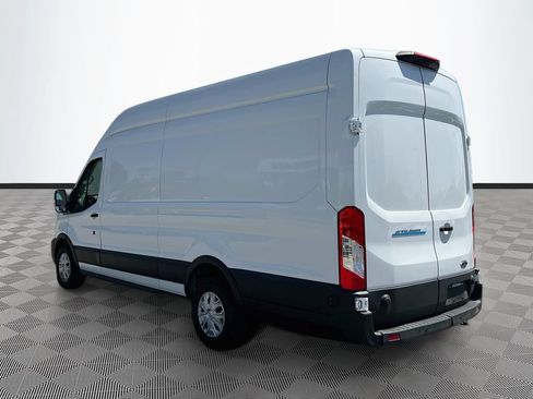 Used 2022 Ford E-Transit 148 High Roof Extended RWD image 5