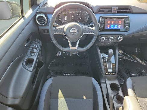 Used 2025 Nissan Versa SV w/ Trunk Package FWD image 16