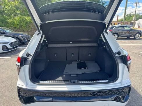 New 2026 Audi Q3 quattro 2.0T AWD/4WD image 10