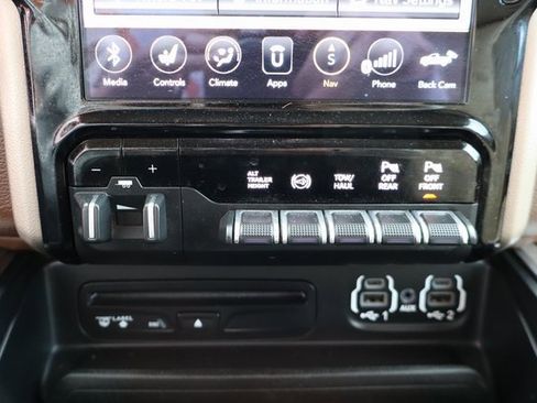 Used 2019 RAM 3500 Laramie image 27