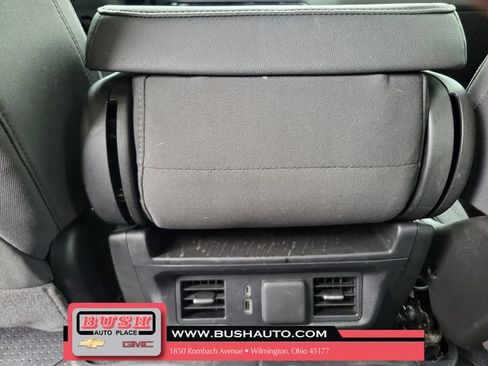 Used 2026 Chevrolet Silverado 1500 RST w/ RST Select Package AWD/4WD image 11