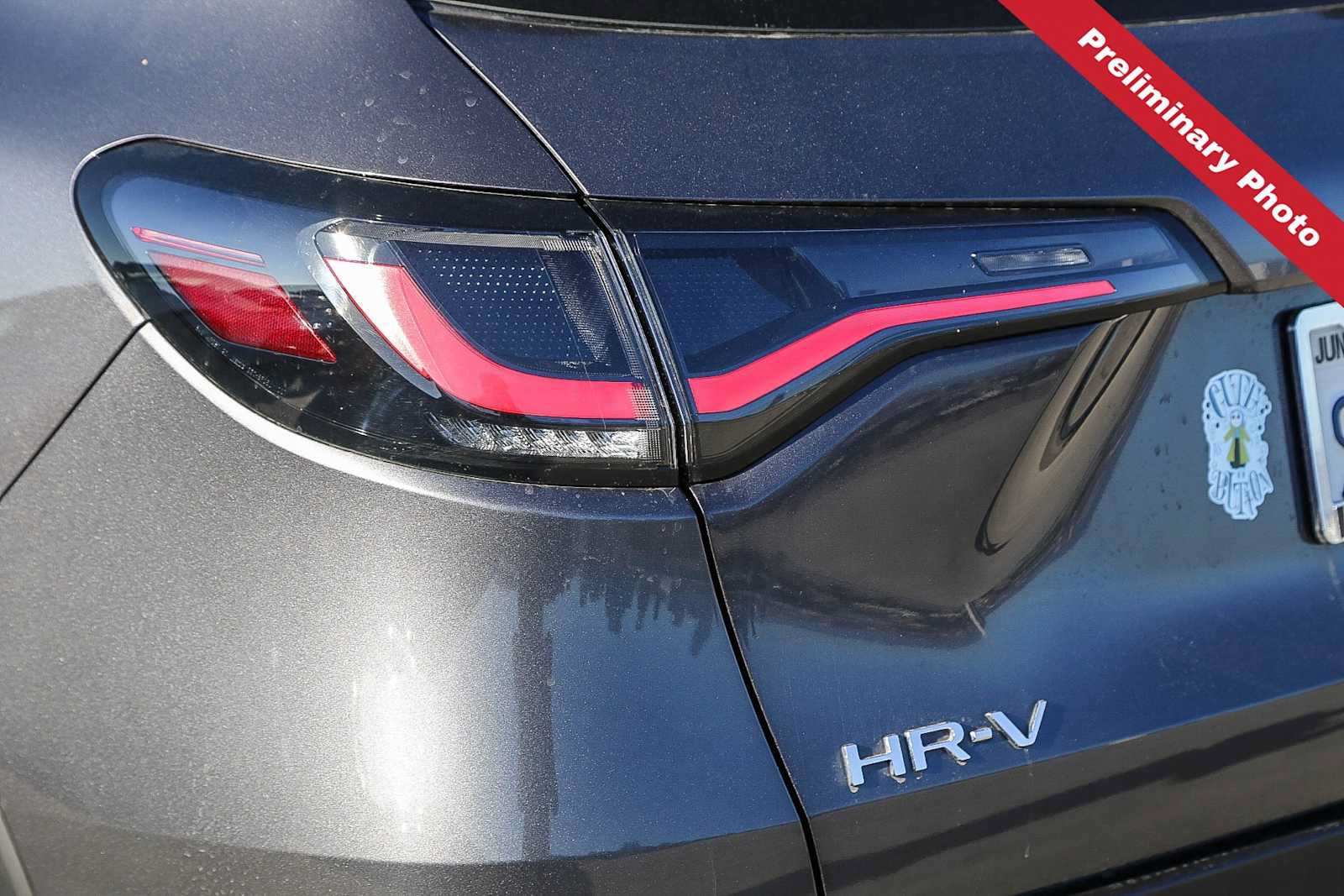 Used 2024 Honda HR-V LX image 9