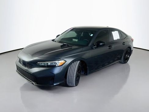 Used 2025 Honda Civic Sport image 4