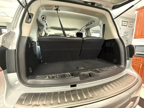 Used 2013 INFINITI QX56 4WD w/ Deluxe Touring Pkg image 15