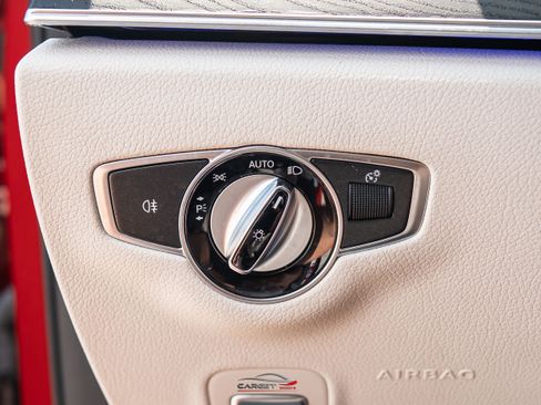 Used 2019 Mercedes-Benz E 300 image 37