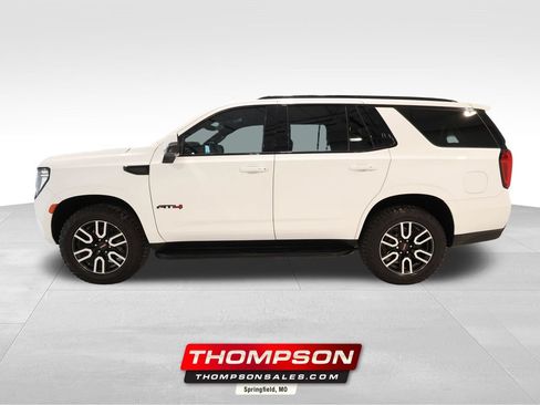 Used 2024 GMC Yukon AT4 w/ Technology Package AWD/4WD image 1