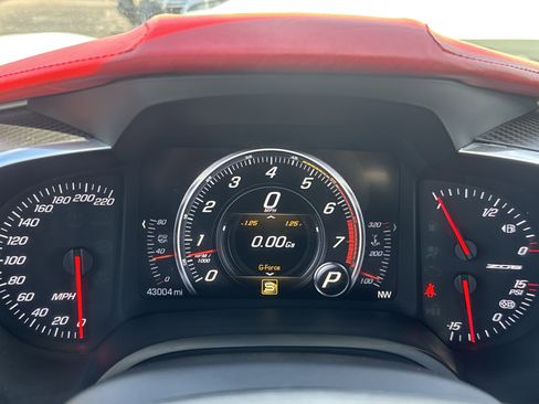 Used 2016 Chevrolet Corvette Z06 w/ 3LZ Preferred Equipment Group RWD image 16