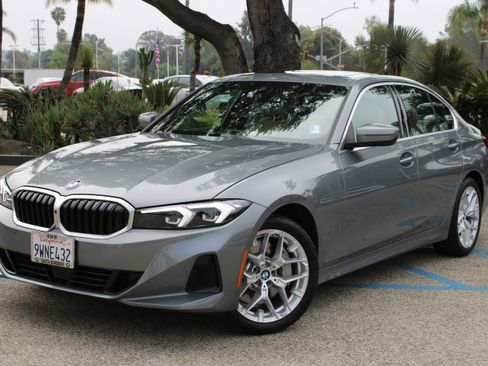 Used 2025 BMW 330i Sedan w/ Convenience Package image 1