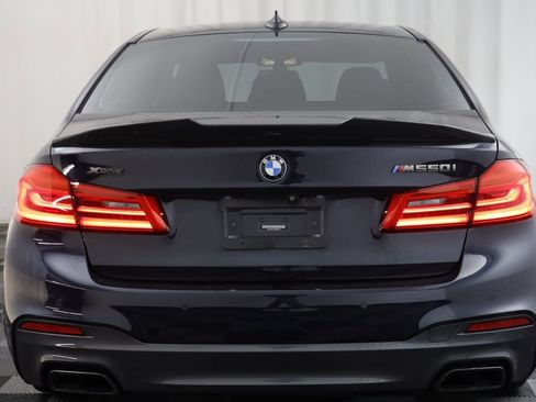Used 2019 BMW M550i xDrive w/ Premium Package 2 image 17