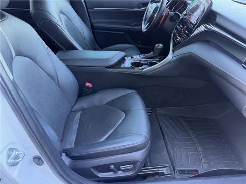 Used 2021 Toyota Camry XSE w/ Navigation Package FWD image 11