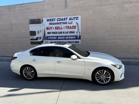Used 2018 INFINITI Q50 Luxe w/ Cargo Package (L95) RWD image 3