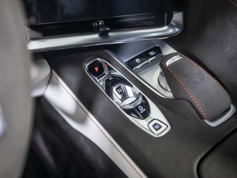 Used 2023 Chevrolet Corvette Stingray Premium Cpe w/ Z51 Performance Package image 29