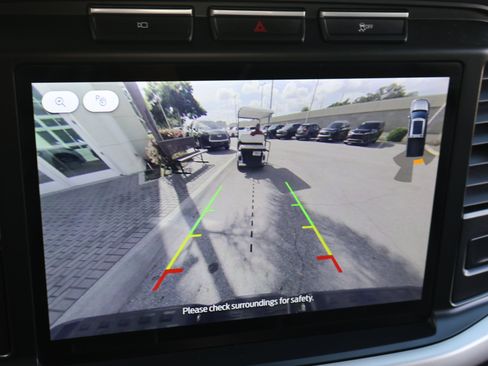 Used 2022 Ford F150 Lightning Pro image 4