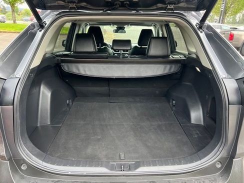 Used 2022 Toyota RAV4 XLE Premium AWD/4WD image 10