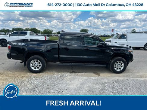 Used 2021 Toyota Tacoma TRD Sport AWD/4WD image 3