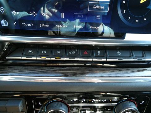 Certified 2025 Chevrolet Silverado 1500 LT image 27