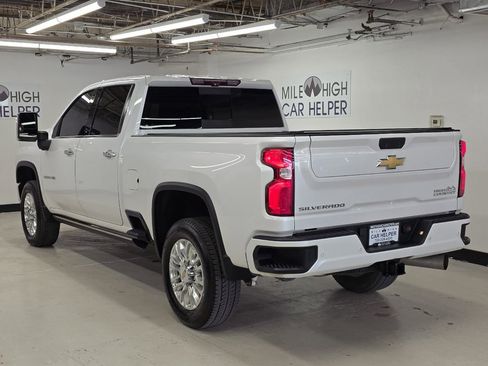 Used 2022 Chevrolet Silverado 2500 High Country w/ Z71 Off-Road Package image 19