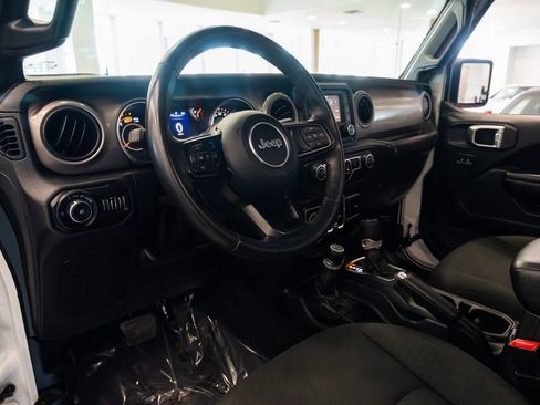 Used 2020 Jeep Wrangler Unlimited Sport S AWD/4WD image 16