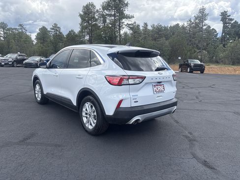 Used 2021 Ford Escape SE w/ Convenience Package AWD/4WD image 5