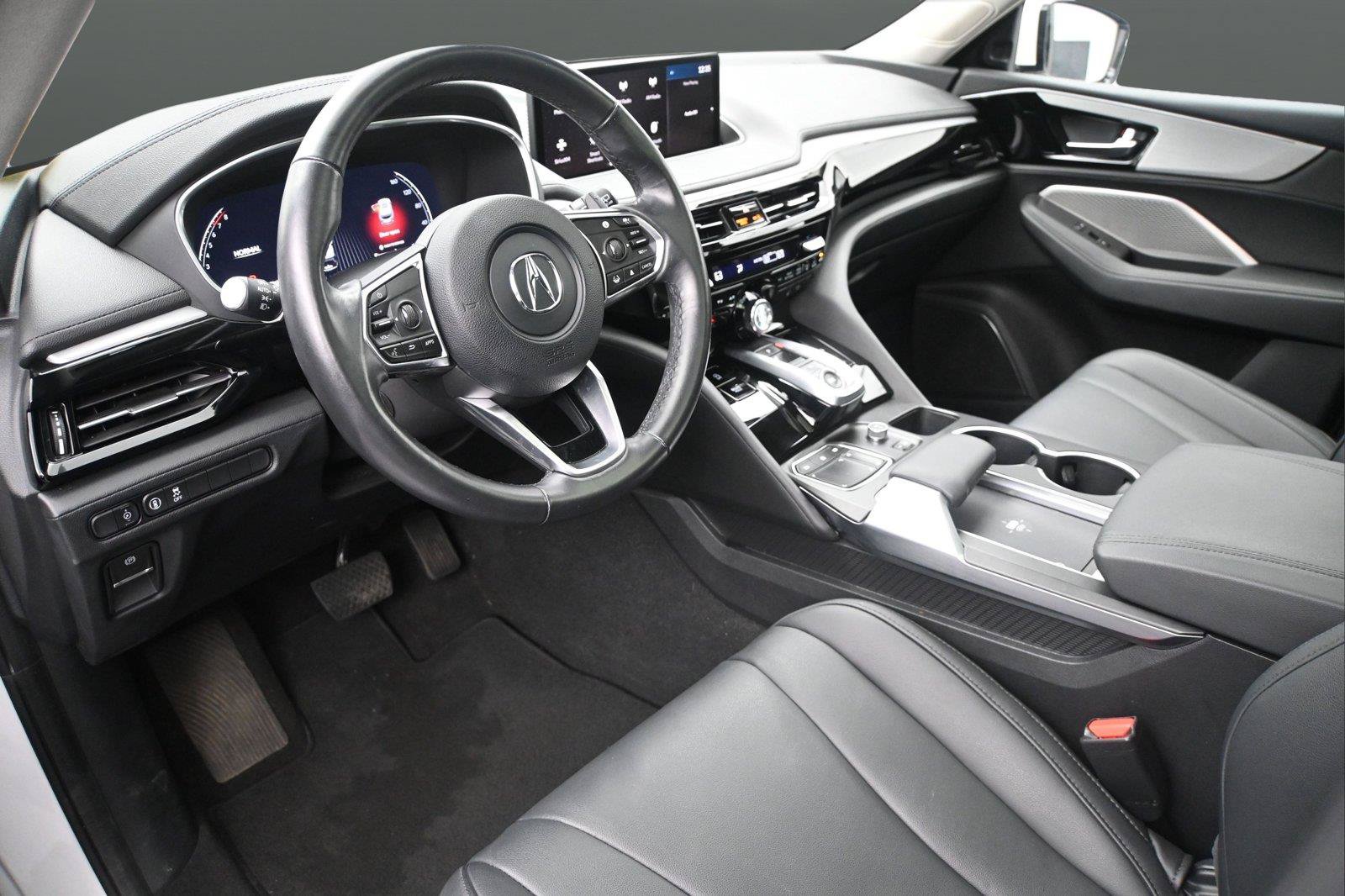 Certified 2023 Acura MDX SH-AWD image 2