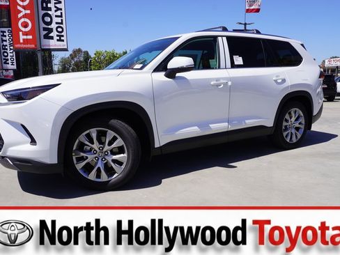 New 2026 Toyota Grand Highlander AWD Hybrid image 1