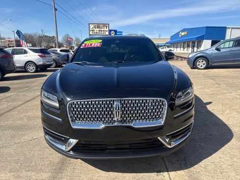 Used 2020 Lincoln Nautilus Reserve w/ Equipment Group 201A image 3