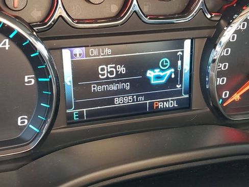 Certified 2019 GMC Yukon SLE w/ SLE Value Package AWD/4WD image 13