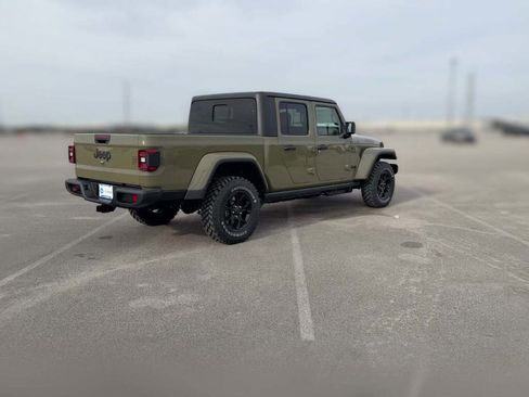 New 2026 Jeep Gladiator Willys image 12