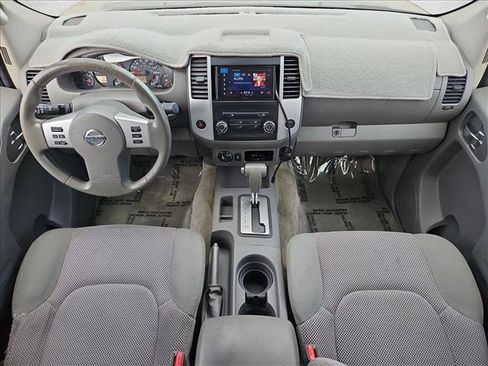 Used 2017 Nissan Frontier SV AWD/4WD image 22