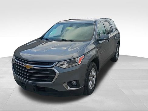 Used 2019 Chevrolet Traverse LT FWD image 9