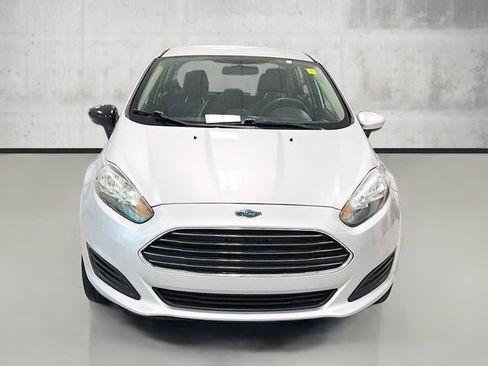 Used 2019 Ford Fiesta SE image 2