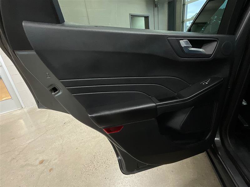 Used 2022 Ford Escape SEL w/ Technology Package FWD image 23