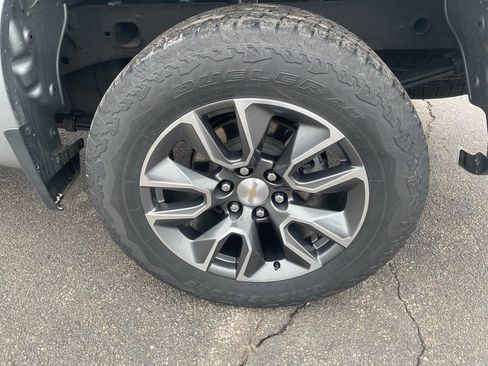 Used 2023 Chevrolet Silverado 1500 LT image 4