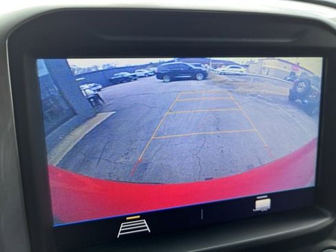 Used 2019 Chevrolet Silverado 1500 LT w/ Texas Edition image 10