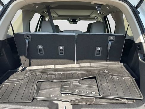 Certified 2023 Honda Pilot Elite image 18