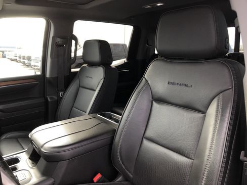 Used 2023 GMC Sierra 1500 Denali w/ Denali Reserve Package image 13