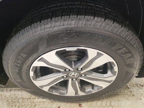 Used 2019 Honda CR-V LX image 4