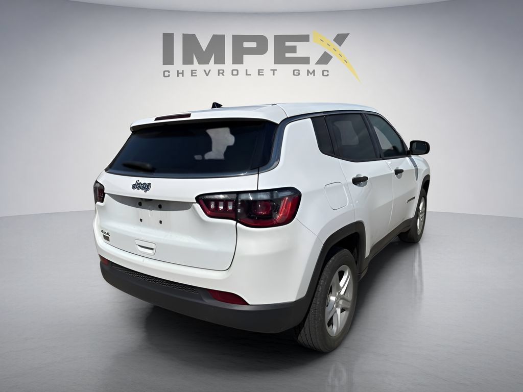 Used 2024 Jeep Compass Sport AWD/4WD image 4