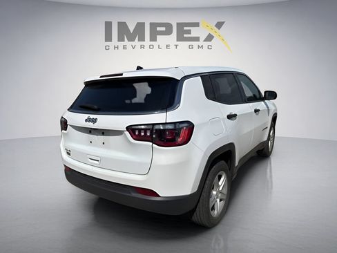 Used 2024 Jeep Compass Sport AWD/4WD image 4