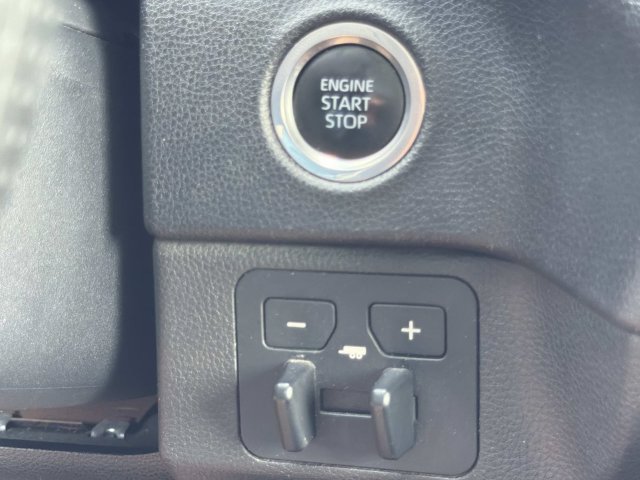 Used 2022 Toyota Tundra SR5 w/ Convenience Package RWD image 30