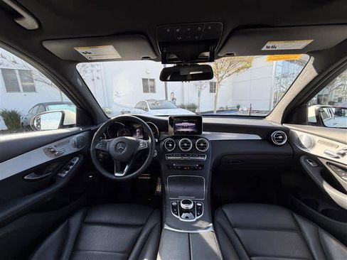 Certified 2019 Mercedes-Benz GLC 300 4MATIC image 8
