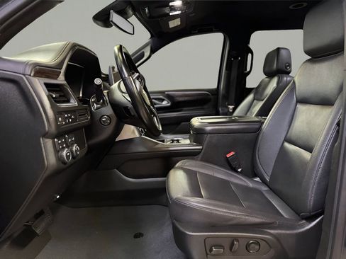 Used 2023 Chevrolet Tahoe LT w/ Luxury Package image 16