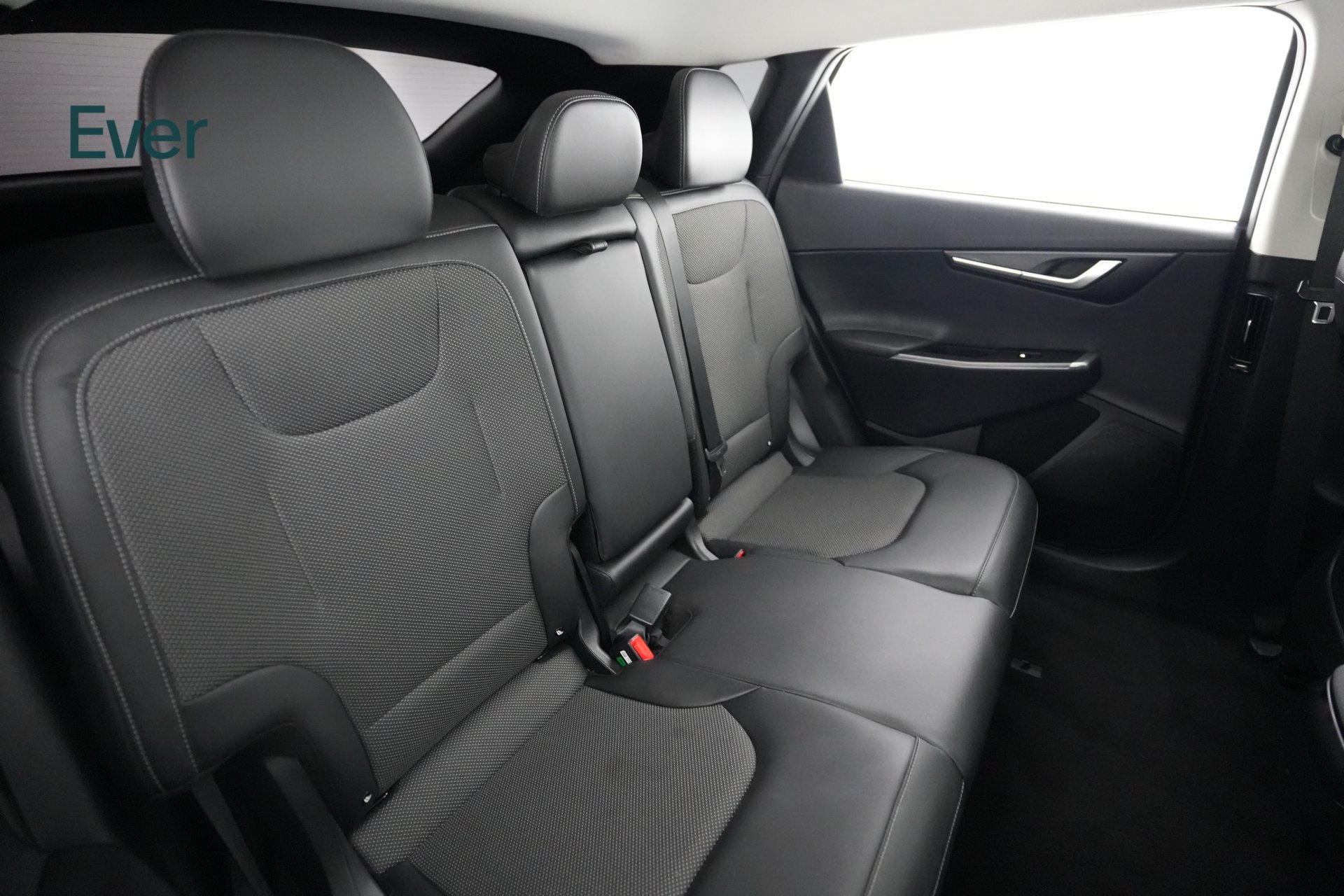 Used 2024 Kia EV6 Light RWD image 5