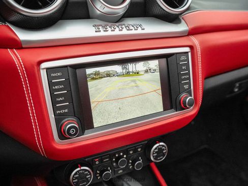 Used 2016 Ferrari California T image 55