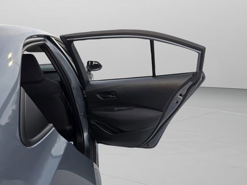 Used 2022 Toyota Corolla LE image 26