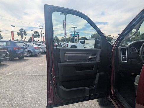 Used 2024 RAM 1500 Classic SLT image 11