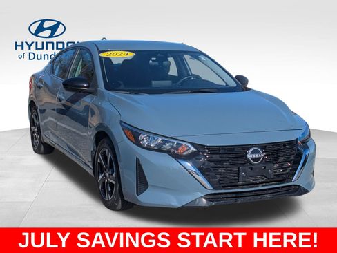 Used 2024 Nissan Sentra SV FWD image 11
